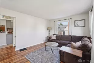 447 S Stadium Dr, Xenia, OH 45385 - Photo 3