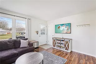 447 S Stadium Dr, Xenia, OH 45385 - Photo 9