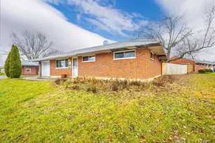 4300 Lambeth Dr, Dayton, OH 45424 - Photo 3