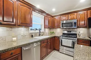 215 Branch Creek Ct, Dayton, OH 45458 - Photo 11