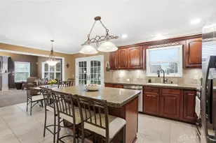 215 Branch Creek Ct, Dayton, OH 45458 - Photo 13