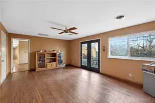 2197 Bending Willow Dr, Kettering, OH 45440 - Photo 15