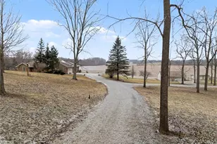 21945 Middleton-Hume Rd, Sidney, OH 45365 - Photo 3