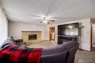 1629 Beaver Creek Ln, Kettering, OH 45429 - Photo 7