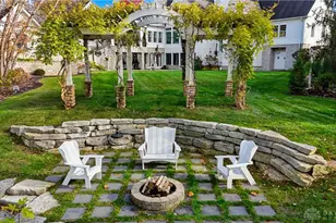 109 Castle Pines Ct, Beavercreek Twp, OH 45385 - Photo 5