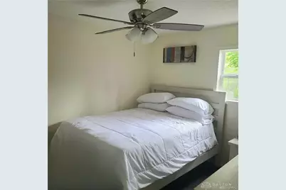 4725 W Hillcrest Avenue, Dayton, OH 45406 - Photo 7