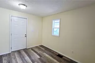 4725 W Hillcrest Ave, Dayton, OH 45406 - Photo 7