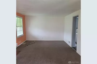 2401 Rugby Road, Dayton, OH 45406 - Photo 5