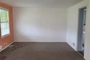 2401 Rugby Rd, Dayton, OH 45406 - Photo 5