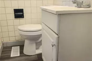 2401 Rugby Rd, Dayton, OH 45406 - Photo 13