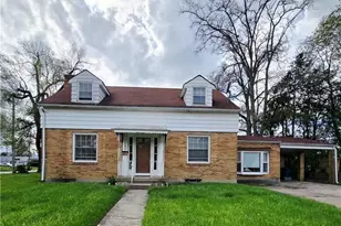 2401 Rugby Rd, Dayton, OH 45406 - Photo 1