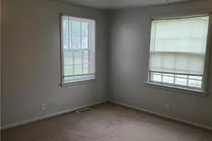 2401 Rugby Rd, Dayton, OH 45406 - Photo 13