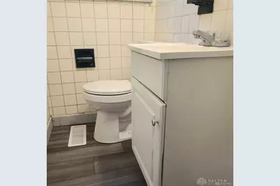 2401 Rugby Road, Dayton, OH 45406 - Photo 15