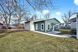 1131 W 2nd St, Dayton, OH 45402 - Photo 23
