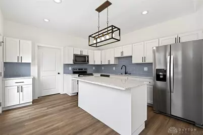 1131 W 2nd Street, Dayton, OH 45402 - Photo 5