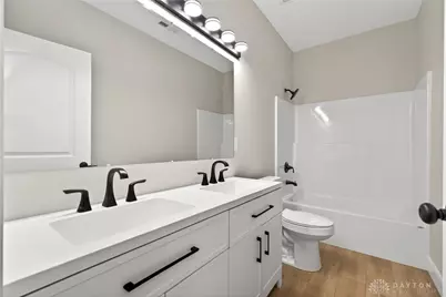 1131 W 2nd Street, Dayton, OH 45402 - Photo 17