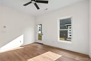 1131 W 2nd St, Dayton, OH 45402 - Photo 27