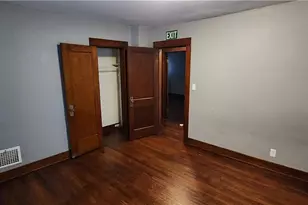 2515 Hoover Ave, Dayton, OH 45402 - Photo 17