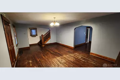 2515 Hoover Avenue, Dayton, OH 45402 - Photo 5