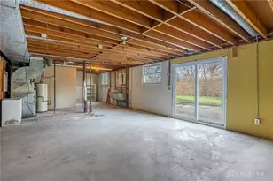 224 Prague Ct, Dayton, OH 45458 - Photo 29