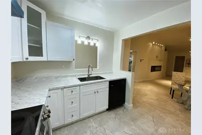 565 Pine Needles Drive, Dayton, OH 45458 - Photo 5