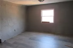 2247 Esmeralda Ave, Dayton, OH 45406 - Photo 13