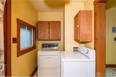 25 E Main Street, West Carrollton, OH 45449 - Photo 17