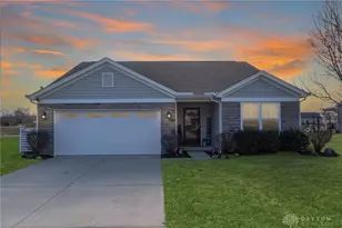 1095 Marty Lee Ln, Franklin, OH 45005 - Photo 1