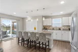 1095 Marty Lee Ln, Franklin, OH 45005 - Photo 9