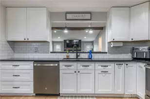 6100 Charlesgate Rd, Huber Heights, OH 45424 - Photo 9