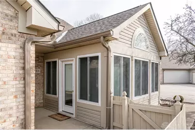 2133 Willow Run Circle, Mad River Twp, OH 45323 - Photo 33