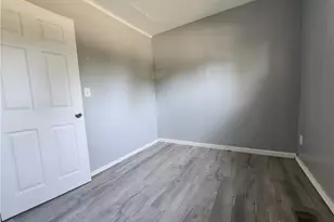 1303 Graystone Dr, Dayton, OH 45417 - Photo 7