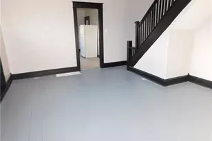 611 W Columbia St, Springfield, OH 45504 - Photo 5