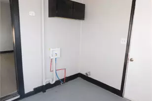 611 W Columbia St, Springfield, OH 45504 - Photo 11