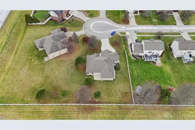 9048 Bedford Court, Clear Creek Township, OH 45458 - Photo 31