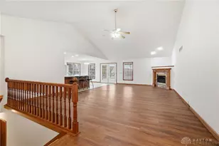 9048 Bedford Ct, Clear Creek Township, OH 45458 - Photo 5