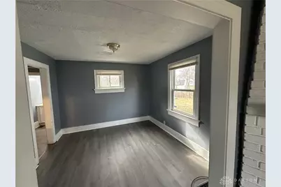 510 W Fairview Avenue, Dayton, OH 45405 - Photo 9