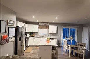 1882 Charles Ct, Dayton, OH 45439 - Photo 11