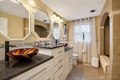 277 Shadywood Drive, Dayton, OH 45415 - Photo 31