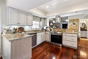 277 Shadywood Dr, Dayton, OH 45415 - Photo 11