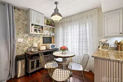 277 Shadywood Drive, Dayton, OH 45415 - Photo 13