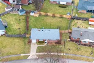 1005 Chateau Dr, Kettering, OH 45429 - Photo 43