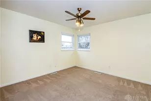 1005 Chateau Dr, Kettering, OH 45429 - Photo 31