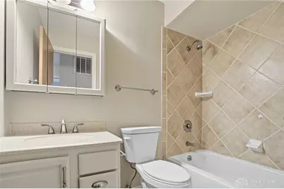 309 Applehill Drive, West Carrollton, OH 45449 - Photo 9