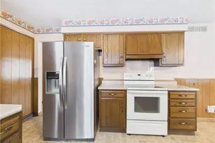 1326 Lemcke Rd, Dayton, OH 45434 - Photo 9