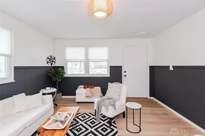 319 Orchard Drive, Oakwood, OH 45419 - Photo 5