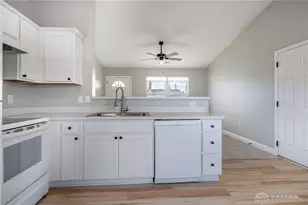 254 Crosswell Ave, Brookville, OH 45309 - Photo 9