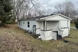 385 Grant St, Harveysburg, OH 45032 - Photo 7