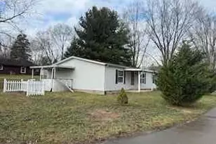 385 Grant St, Harveysburg, OH 45032 - Photo 9