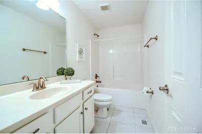 9825 Augusta Lane, Piqua, OH 45356 - Photo 19